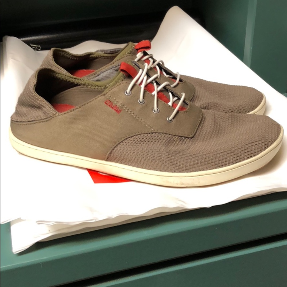 Brown OluKai’s